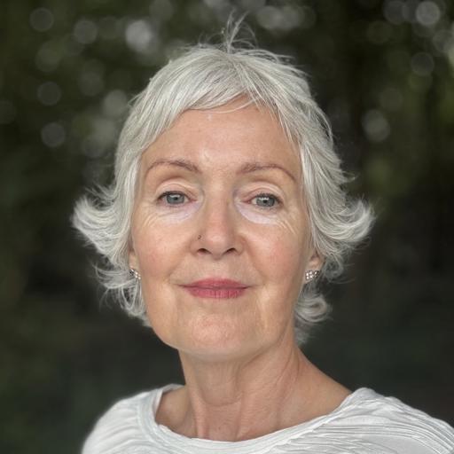 Susan is a psychic, medium, and Reiki Master with 35+ years’ experience offering Tarot and Oracle readings, dream interpretation, and spiritual guidan